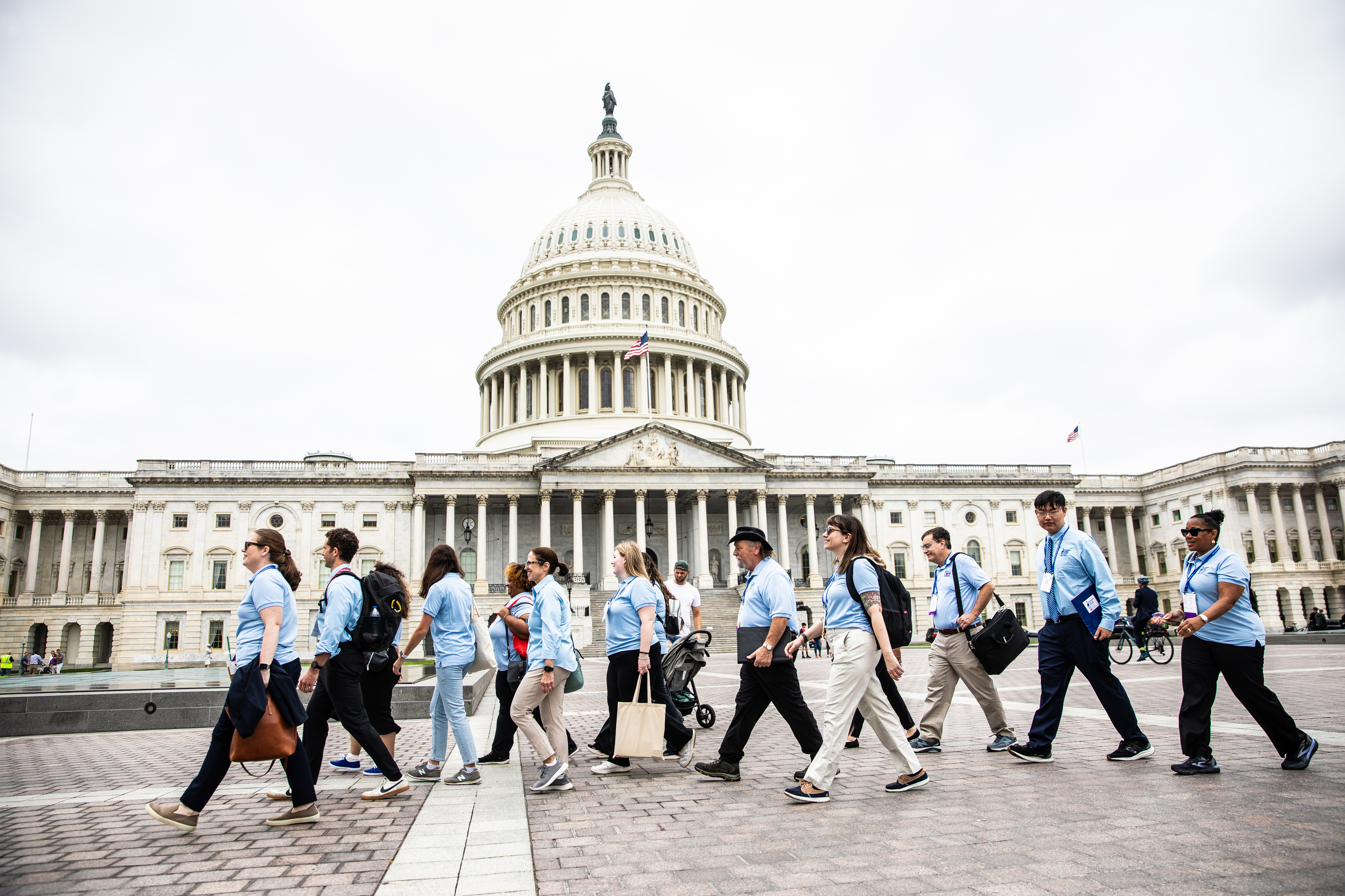 volunteers walking to meet with lawmakers